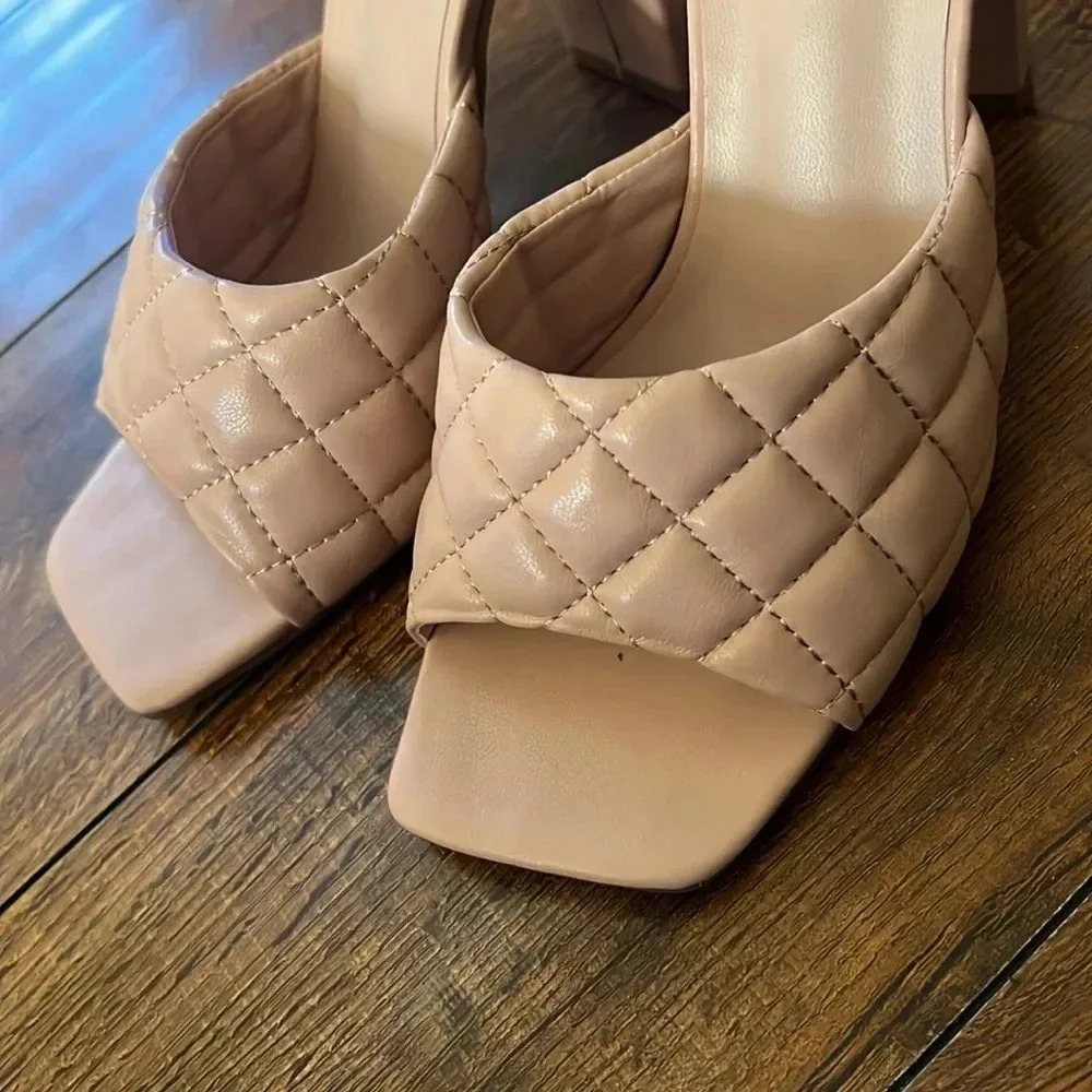 Top Moda Heel - Picture 3 of 5